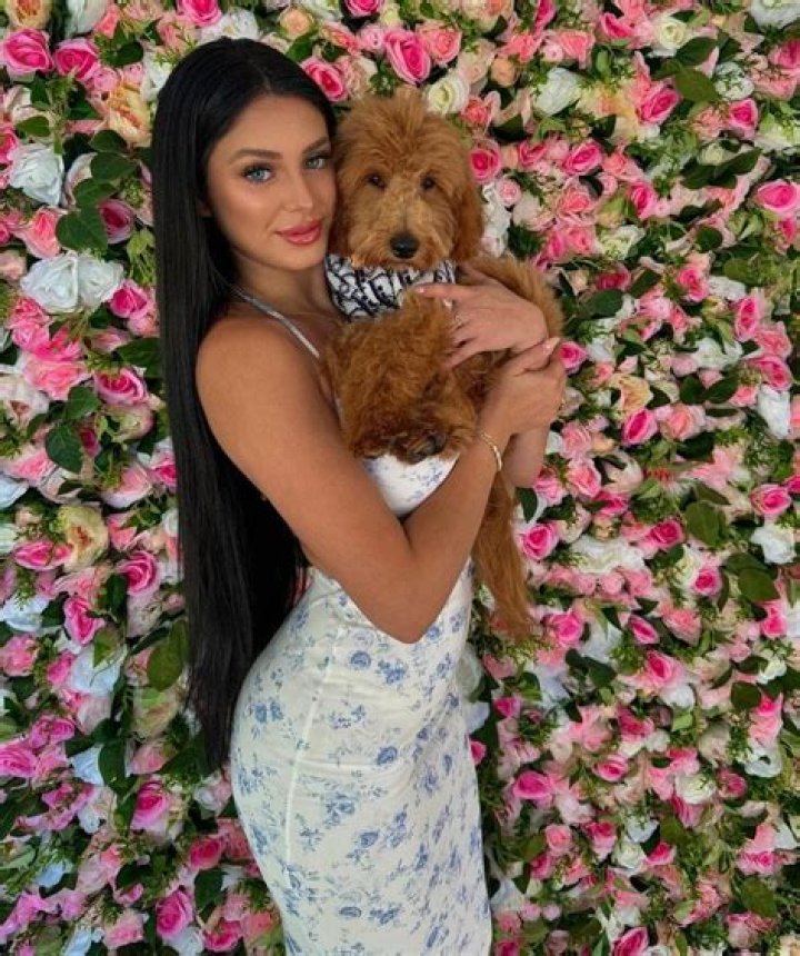 Camilla Araujo (Model) Wiki, Biography, Age, Boyfriend, Family, Facts and More