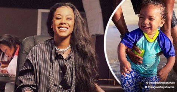 Keyshia Cole spends time with her son Tobias at the beach, September 2020 | Photo: Instagram/keyshiacole