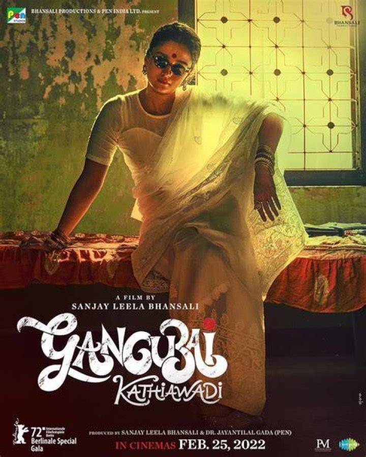 Review Gangubai Kathiawadi (2022) At The Movies