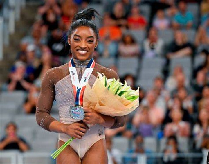 Simone Biles Shows Off Incredible Abs in Bikini Photo While in Los Angeles