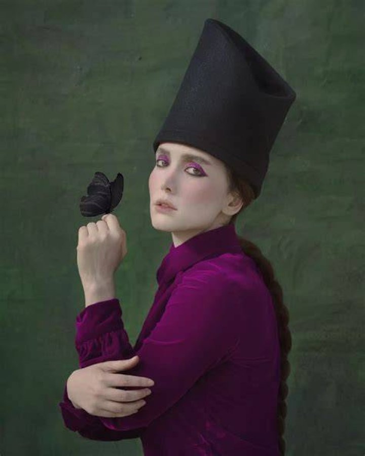 Unknown Somy Samani